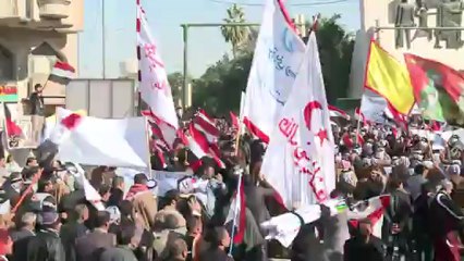 Xiitas saem às ruas de Bagdá