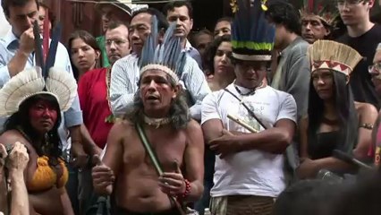 Indígenas resisten en Maracaná