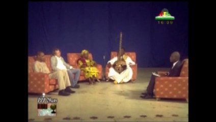 PAPIER-PLUME-PAROLE  -Invités : Tierno Monénembo, Ilan Flammer, Hadja Kadiatou Baldé, Cissoko