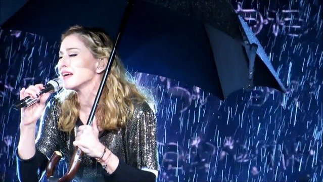 2012.07.12 - MDNA Tour Brussels - Like A prayer (HD)