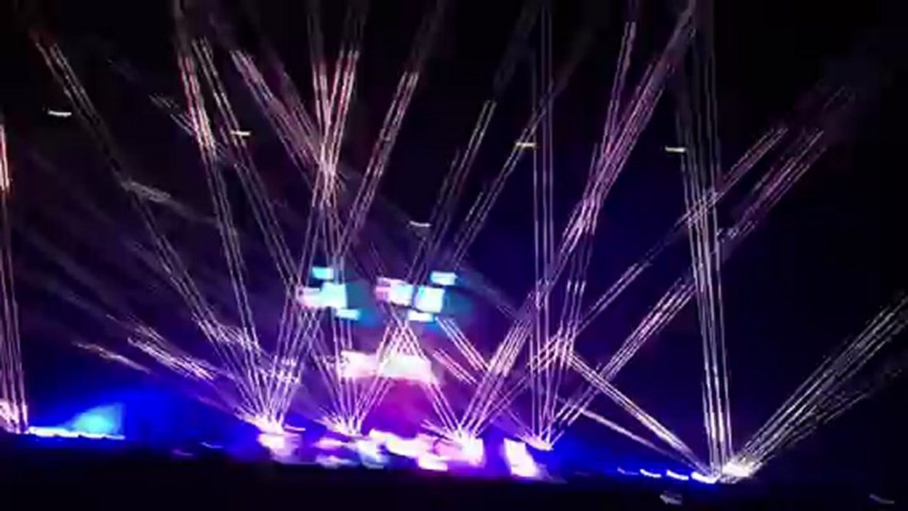 Muse - Madness (Partial) (Live Saitama Super Arena - 1/12/2013)