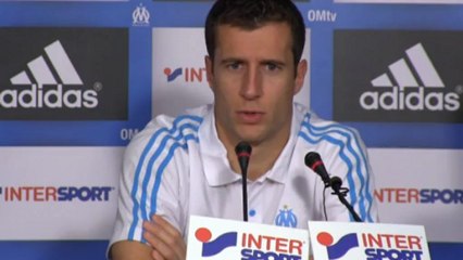 OM - Benoit Cheyrou " Je n'aime pas spéculer sur les transferts"