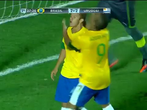 epic miss chance Brasil x Uruguai - Sulamericano sub-20 [12.01.2013]