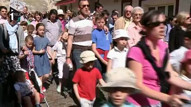 Manif pour tous : Civitas manifeste à l'écart