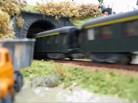 Train miniature : Réseau de Gérard : Vidéo 65 : 150 X & rame OCEM RA