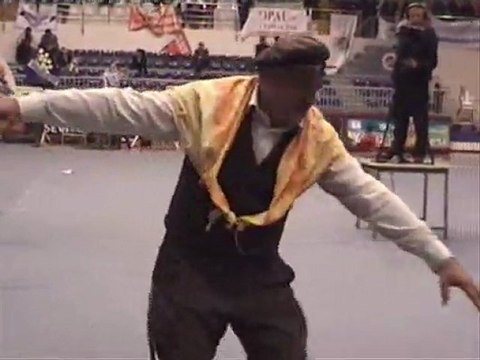 RAMAZAN KIVRAK ANTALYA YÖRÜKLER GECESİNDE Kİ YÖRESEL OYUNU.2010.