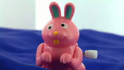 Jouet mécanique à clef de remontage