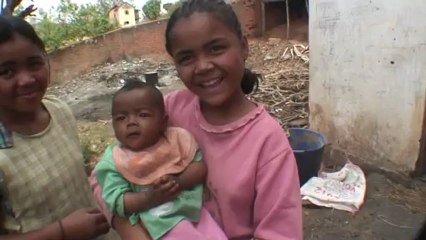 09 - Trayecto de Antsirabe a Miandrivazo (I) Parada en hotely de carretera - Viaje a Madagascar