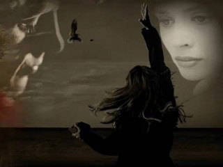 ismail Ozden Sanmaki Yalanci Dunyaya Kustu Sevdali Gonul