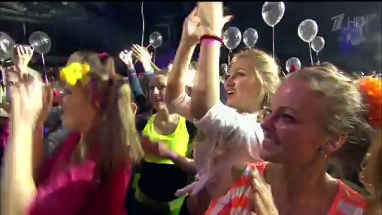 Natalia Oreiro  "Cambio Dolor","Tu Veneno"  Russia Superdiscoteca - 90