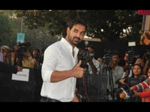 John Abraham @ Launch Of Suniel Shetty's Store 'R House' !