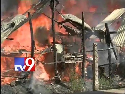 Huts destroyed as gas cylinder explodes