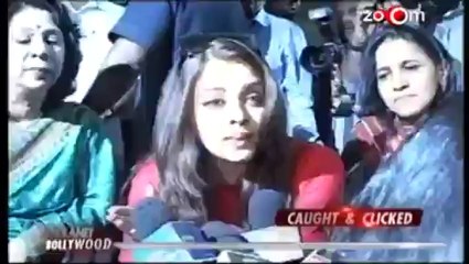 Aishwarya Rai Bachchan supports a social cause.mp4