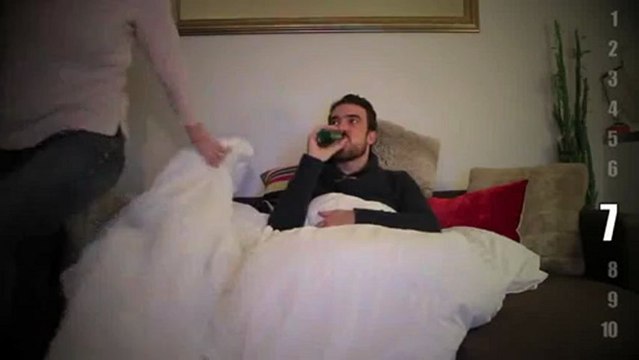 Voici les 10 choses à ne pas faire quand on regarde un film avec sa copine