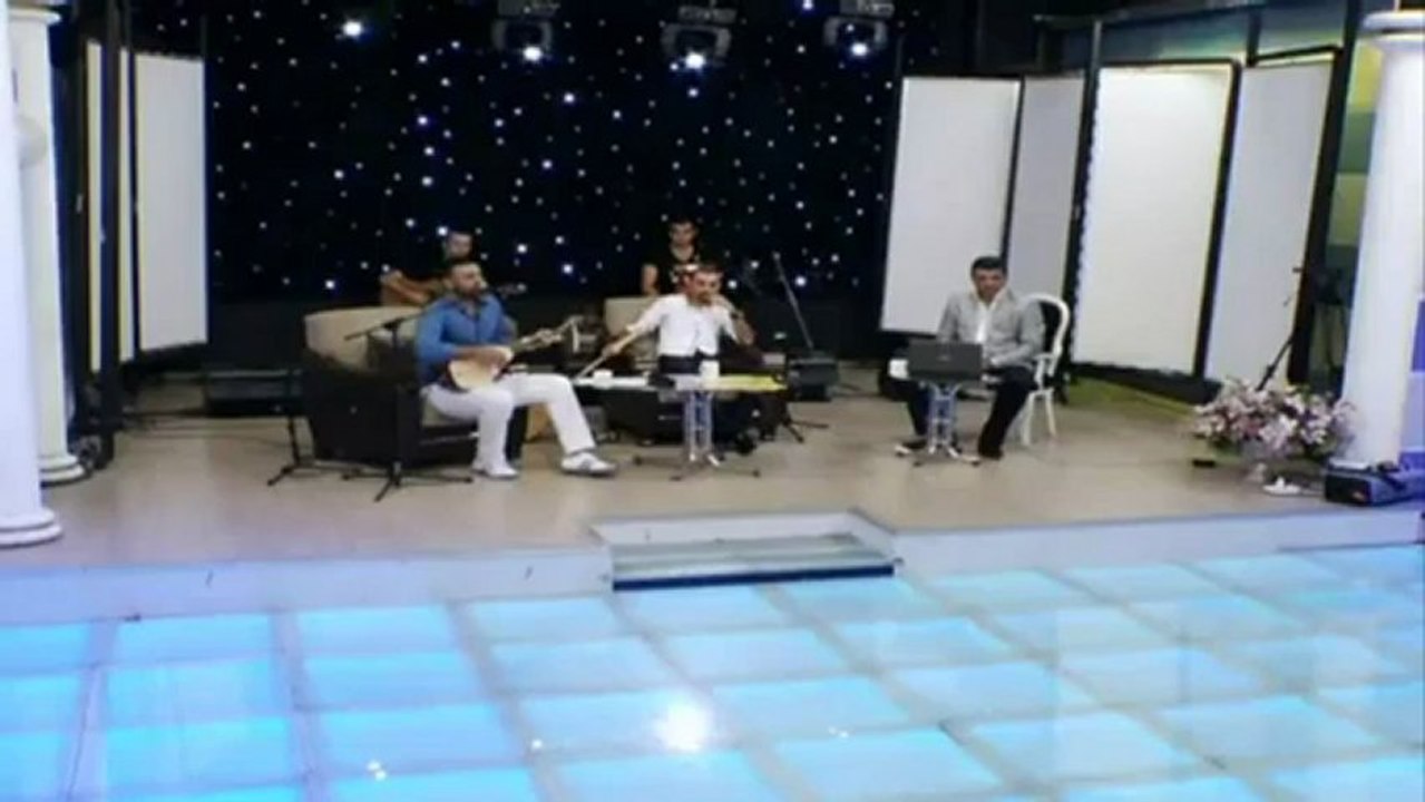 Gürkan Çapkan - Anlarsın - Yaralıyam Değme Bana