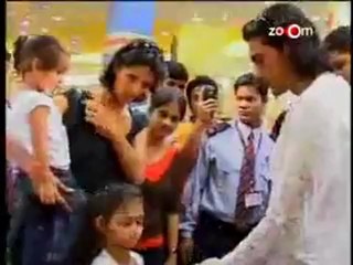 Arjun Rampal Creates Teddy Bears 🧸