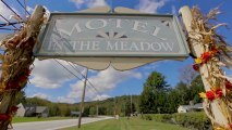 Motel in the Meadow - B&B Vermont Inn - Near Ski Resorts Hotel