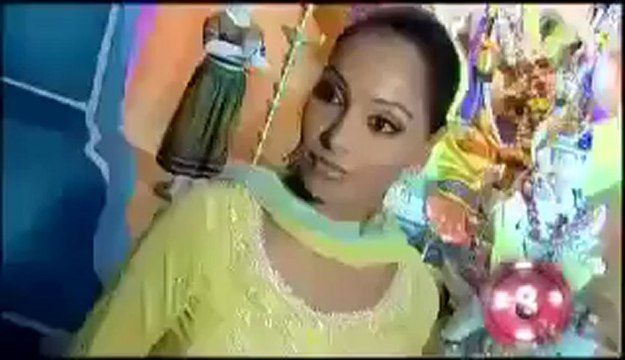 Bipasha Basu insults Ram Gopal Verma.mp4