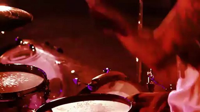 RZA Feat. RAEKWON & TRAVIS BARKER - Carry It