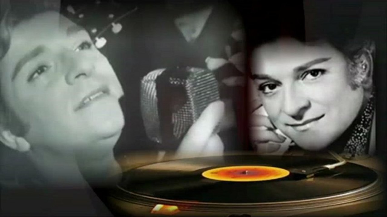 Zeki Müren ♪♪♪ Muhabbet Bağına Girdim Bu Gece