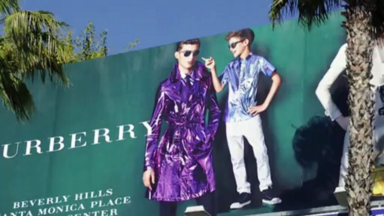 Romeo Beckham in ungeahnten Höhen
