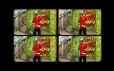 Everyone is dancing with Paa alias Amitabh Bachchan as Auro.mp4