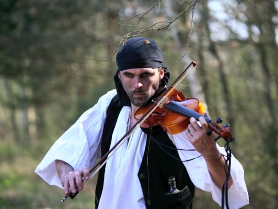 PIRATES - Spectacle de Rue- Création sept 2012