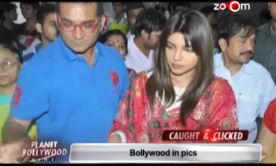 Priyanka, Bipasha pose with friends & many other Bollywood celebrities in pics.mp4