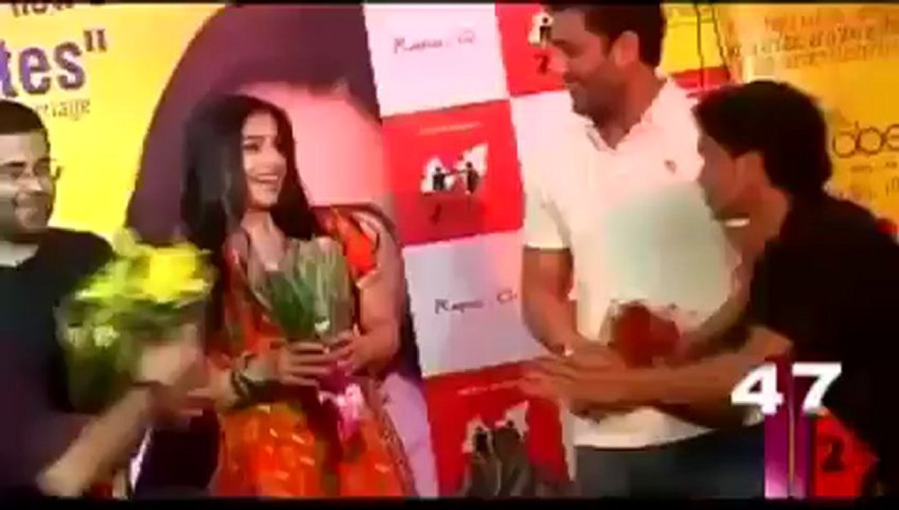 Vidya's yesteryear's charm.mp4