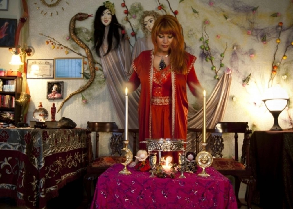 Бесплатные онлайн гадания Карты, Таро, руны, Ленорман и Эттейла. Рейтинг сайтов Гадания. Бесплатные онлайн