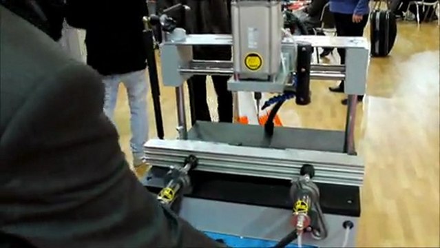 Penmak makina. ALUMINYUM PANTOGRAF MAKİNASI