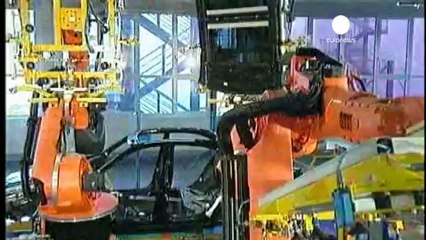 Alman ekonomisi daraldı