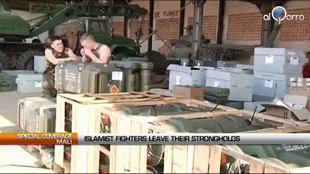 Mali: Islamists fighters leave their strongholds