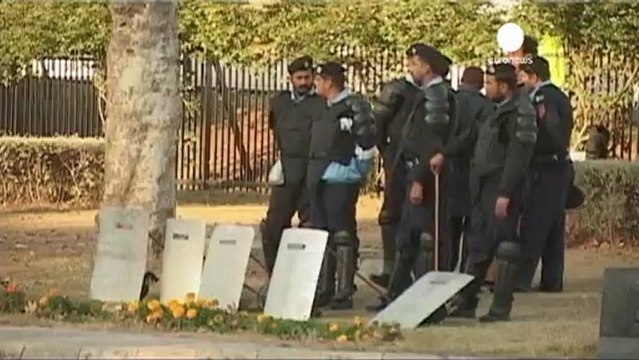 Pakistan: Corte Suprema ordina arresto premier Ashraf