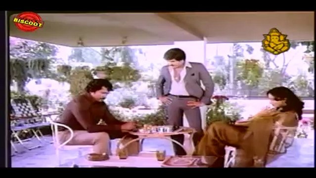 Sedina Hakki (Dialogue) Lakshmi, Tiger Prabhakar (Clip 11)