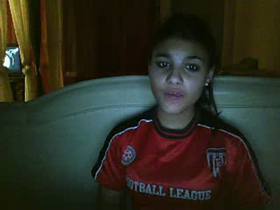 moi qui chante selena gomez a love you a like song