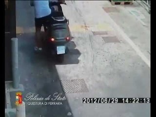 Ferrara - Rapina al McDonald's (09.01.13)