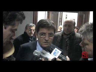 Napoli - Cosentino e la candidatura: "Io perseguitato da camorristi schifosi" (15.01.13)