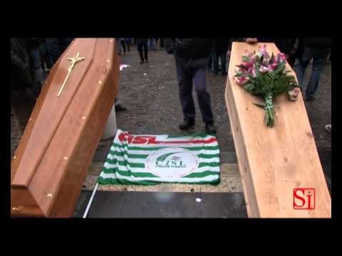 Napoli - La protesta degli operatori cimiteriali (15.01.13)