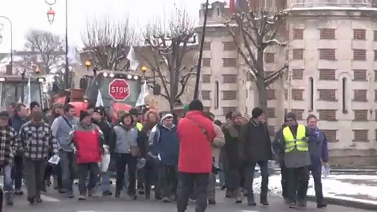 Les agriculteurs de l'Yonne protestent contre une directive nitrates