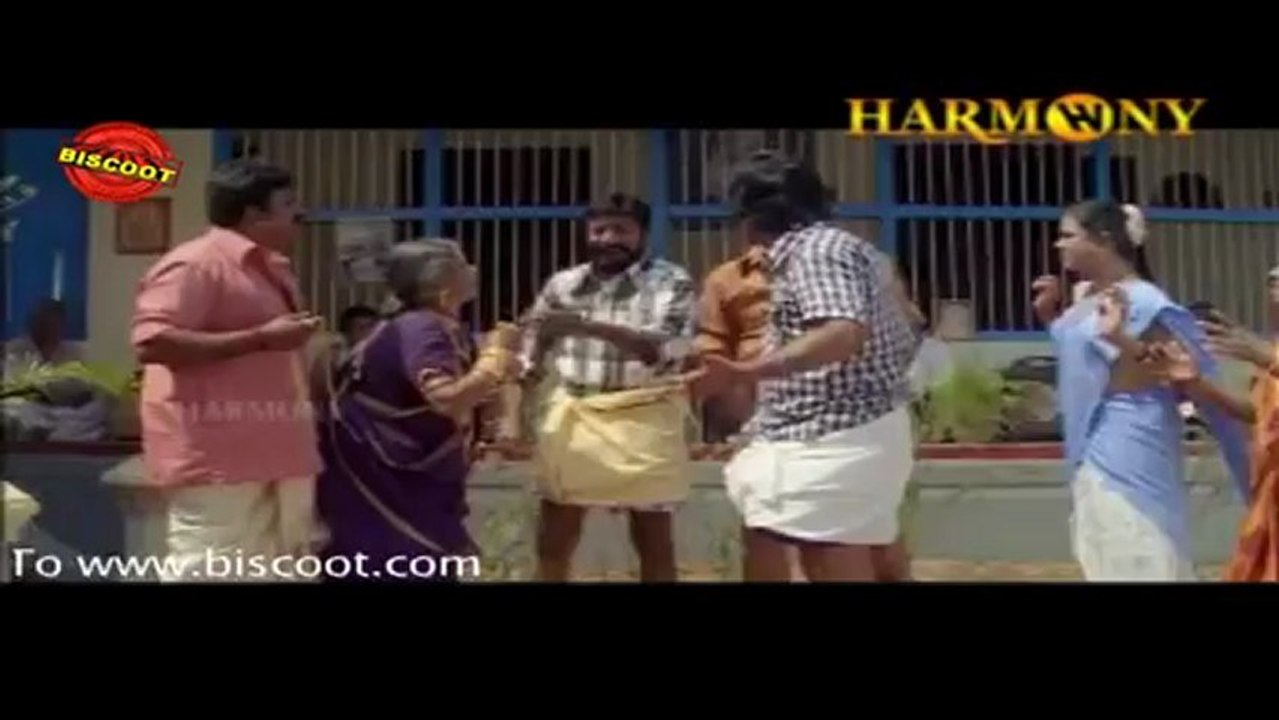 Madhuchandralekha:(Comedy Scene)  Sukumari, Harishree Ashokan, Urvashi