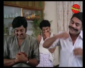 Poochakoru Mookuthy (Comedy Scene) Soman, Jagathy