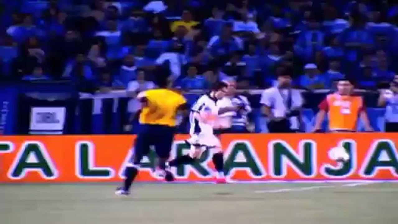 Top10: 'Goooooal!' Traumtore von Neymar, Ronaldinho & Co.