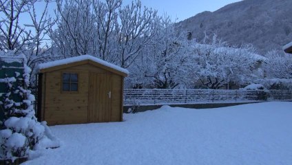 Mon village sous la neige