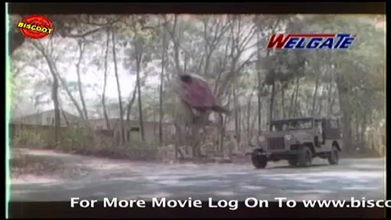 Kusurthikatt:(Comedy Scene) Jagathy, Indirans, Jayaram