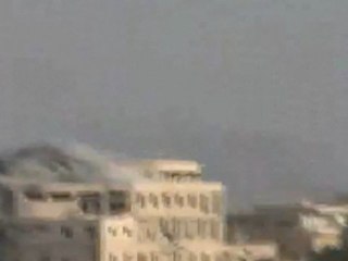 Syrie : la ville de Rastane bombardée