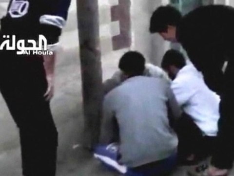 Syria civilians hit by shelling