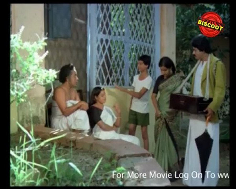 Poochakoru Mookuthy (Comedy Scene) Baiju