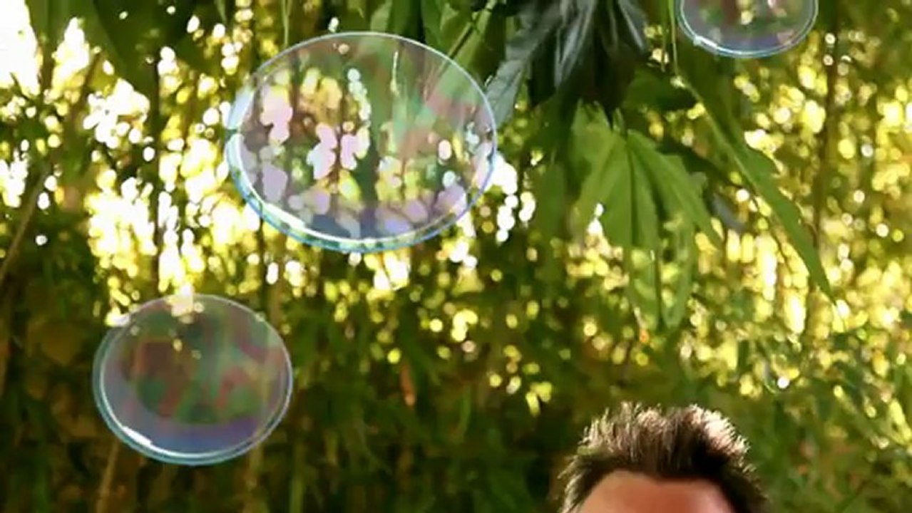 Rayman Origins - Bande-annonce #6 - Michel Ancel au rendez-vous !