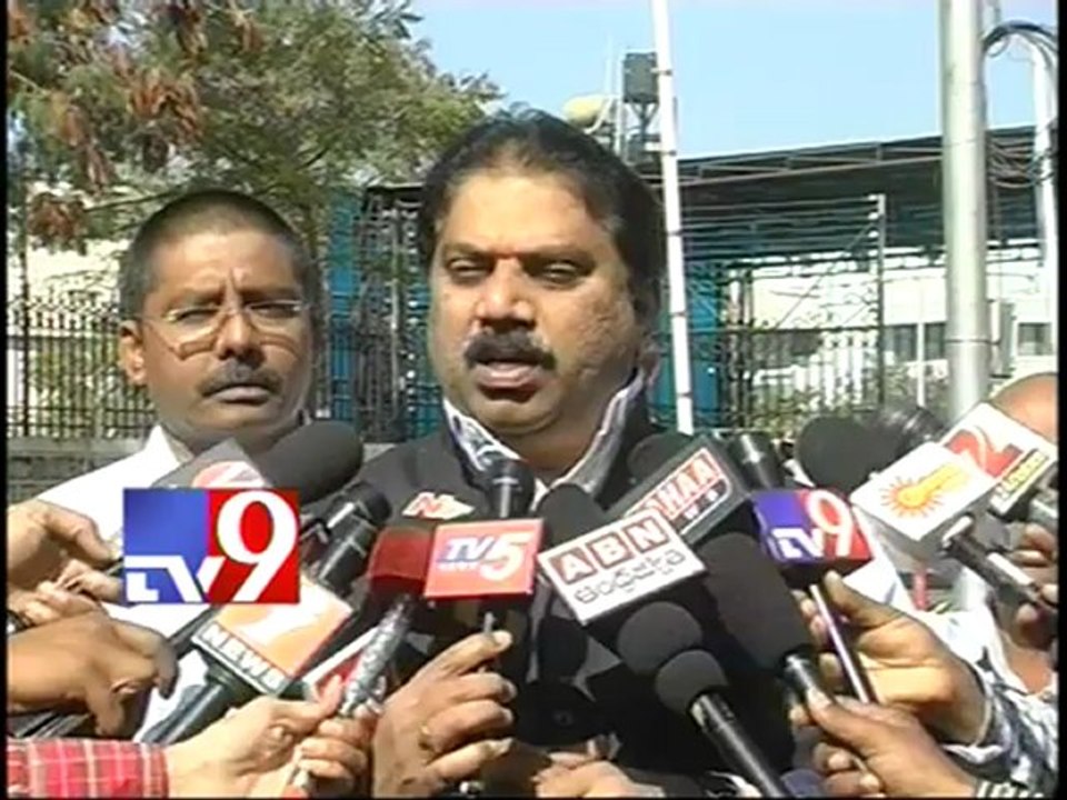 MLA Malladi Vishnu supports Samaikyandhra